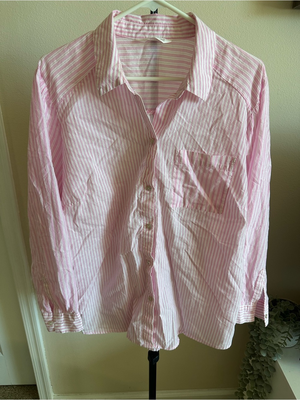 LC Lauren Conrad Pink & White Striped Button-Down Shirt